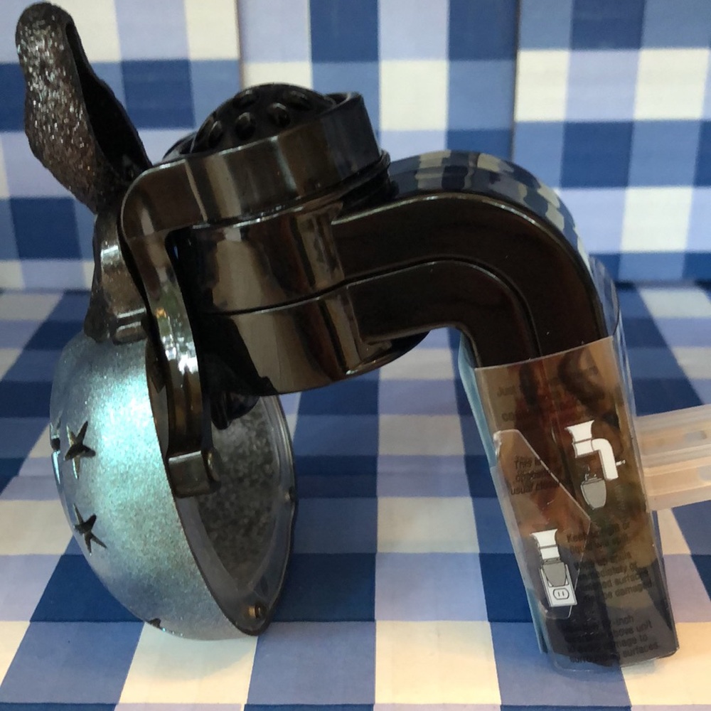 RETIRED Bath & Bodywork’s Black Crow Pumpkin Wallflower Plug In 2022 Collection - Picture 4 of 7